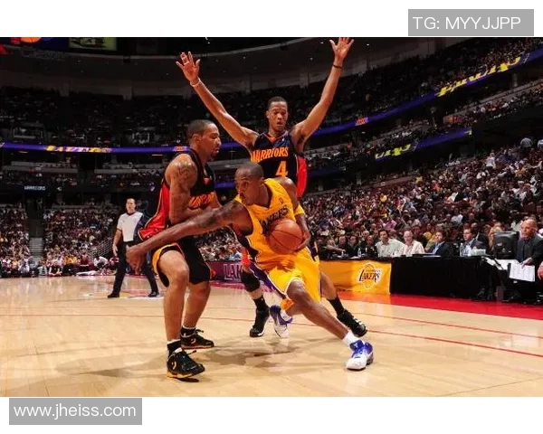 篮球热点：解读北京篮球队的包夹